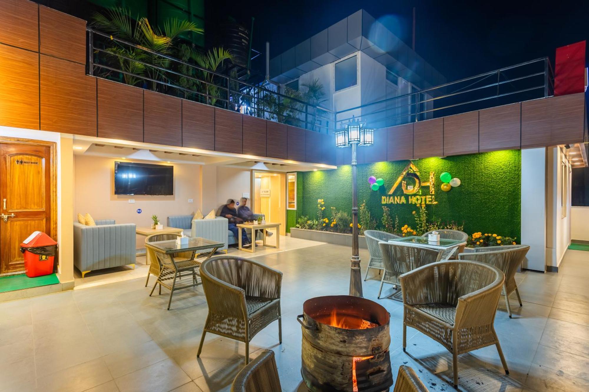 Airport Diana Hotel Kathmandu Exterior photo